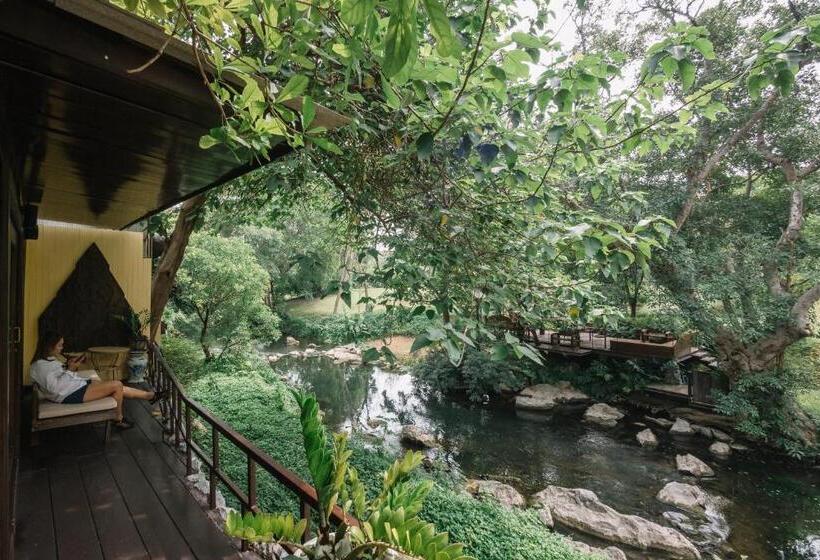 ویلای 1 خوابه, Zantiis Ndol Villas