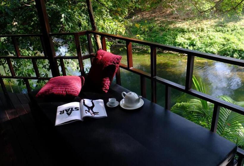 ویلای 2 خوابه با هیدروماساژ, Zantiis Ndol Villas