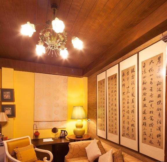 آپارتمان لوکس 2 خوابه, Zantiis Ndol Villas