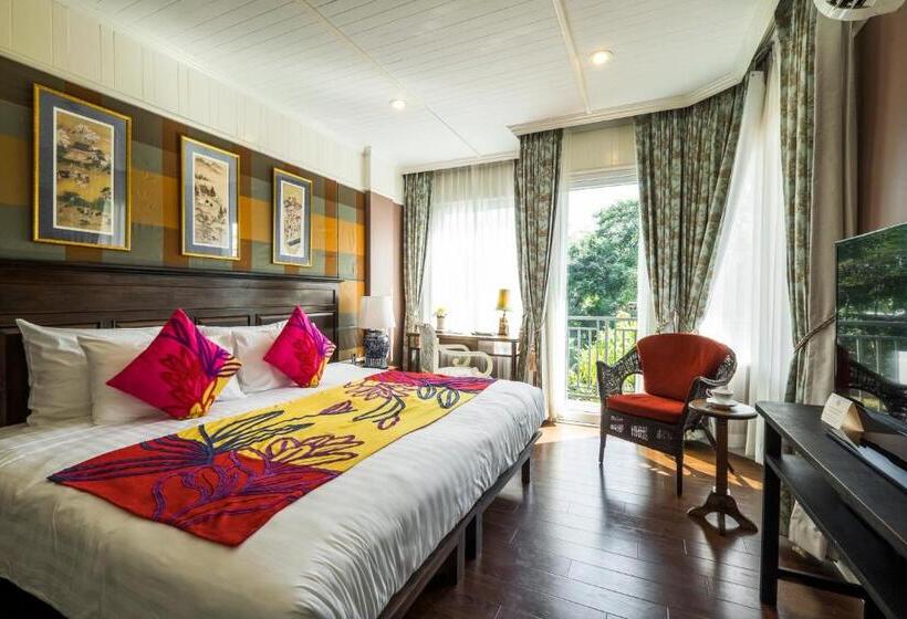 آپارتمان لوکس 1 خوابه, Zantiis Ndol Villas