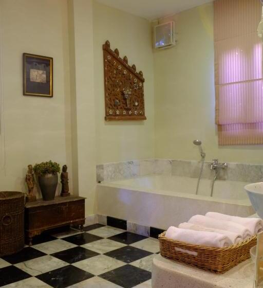 آپارتمان لوکس 1 خوابه, Zantiis Ndol Villas
