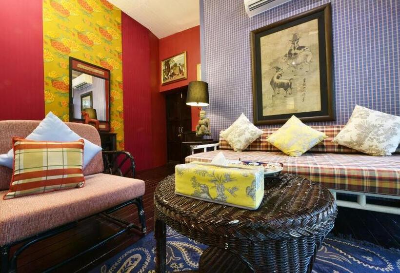ویلای 2 خوابه با هیدروماساژ, Zantiis Ndol Villas