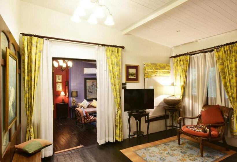 ویلای 2 خوابه با هیدروماساژ, Zantiis Ndol Villas