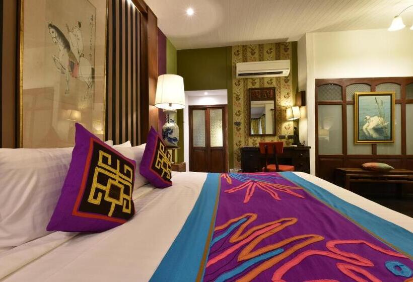 ویلای 2 خوابه با هیدروماساژ, Zantiis Ndol Villas