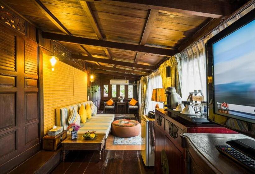 ویلای 1 خوابه, Zantiis Ndol Villas