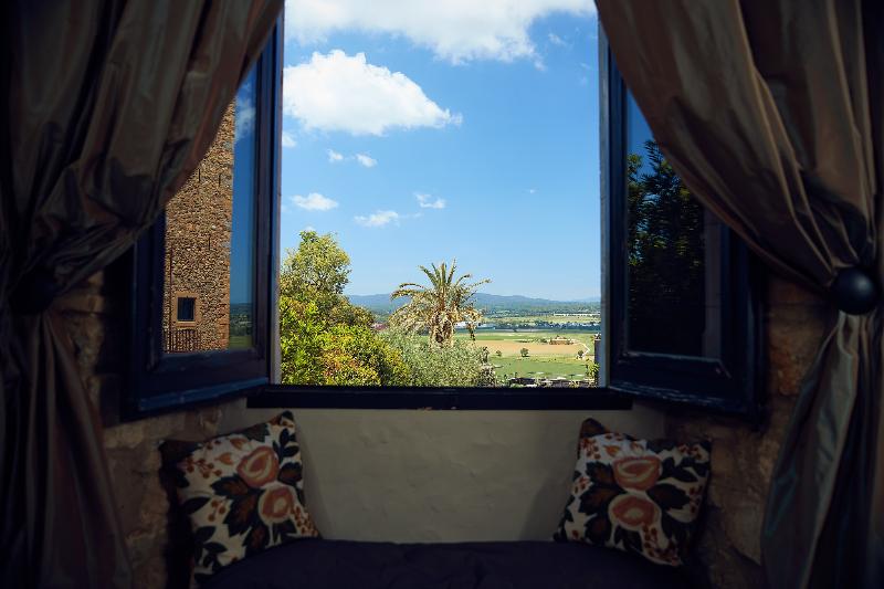 ویلای 1 خوابه, Zantiis Ndol Villas