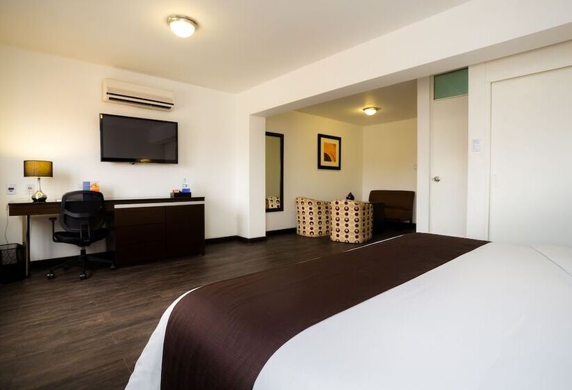 سوییت جونیور, Costa Del Sol Wyndham Chiclayo