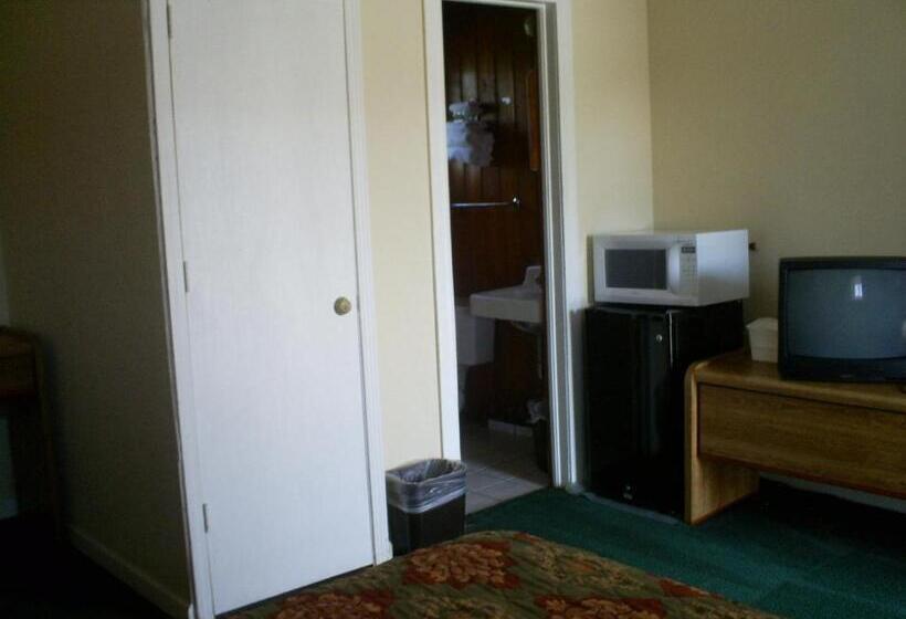 חדר סטנדרט שתי מיטות זוגיות, Crestview Inn
