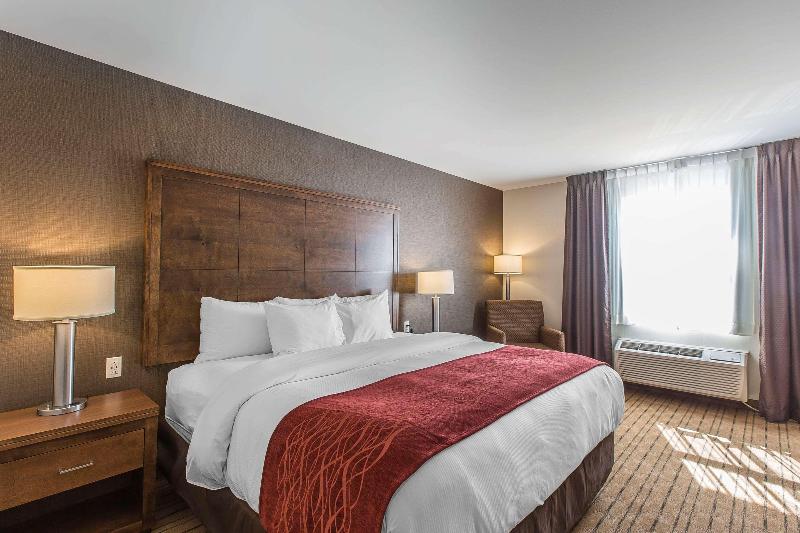 Люкс Кровать Кинг, Baymont By Wyndham Kasson Rochester Area