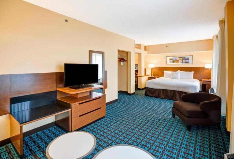Президентский Люкс, Fairfield Inn & Suites Christiansburg