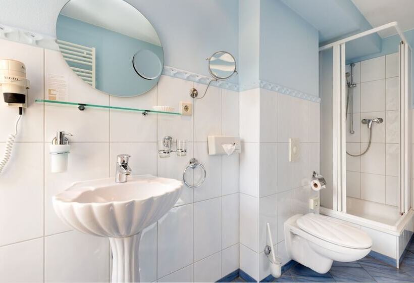 Номер Стандарт, Schlosshotel Ralswiek