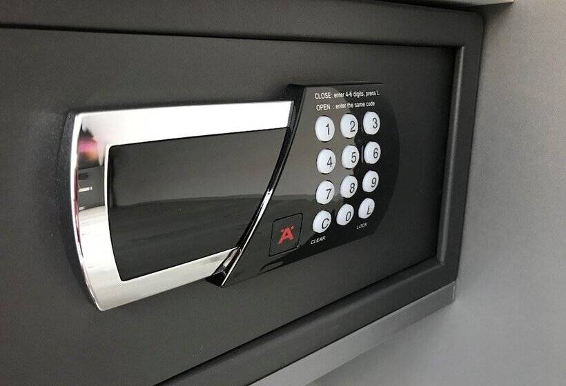 Номер Стандарт, Smarty Cologne Dom Hotel   Boardinghouse   Kontaktloser Self Check In