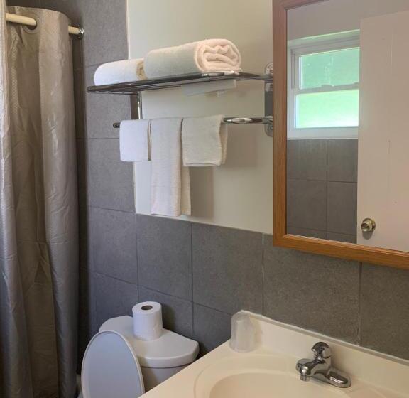 Номер Стандарт, Budget Lodge Newton Falls