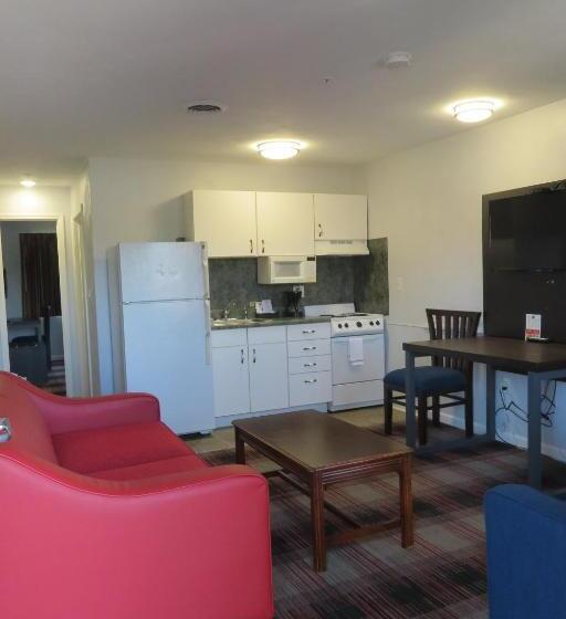 套房, Luxbury Inn & Suites