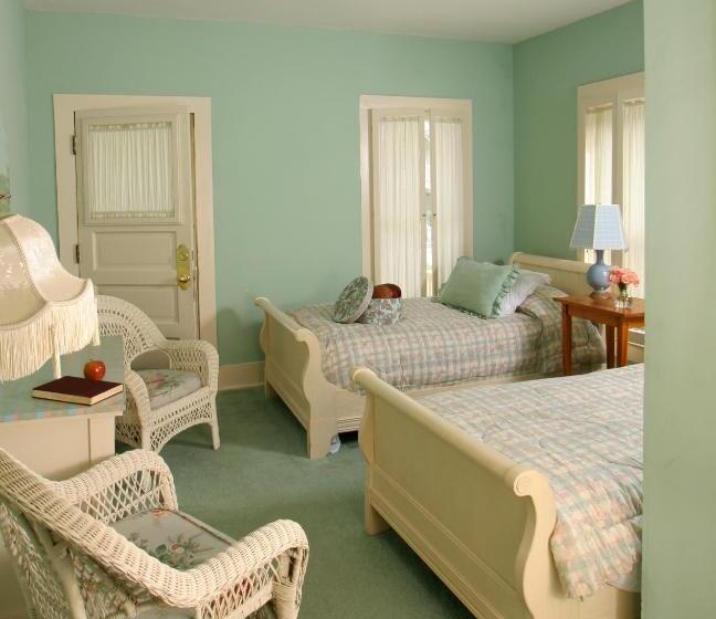 Номер Стандарт, Spencer Hotel & Spa Chautauqua