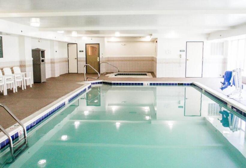 חדר סטנדרט, מיטת קינג, מותאם לאדם עם מוגבלויות, Country Inn & Suites By Radisson, Chester, Va