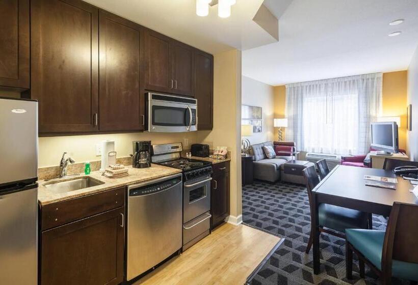 Люкс 2 Спальни, Towneplace Suites Jacksonville Butler Boulevard