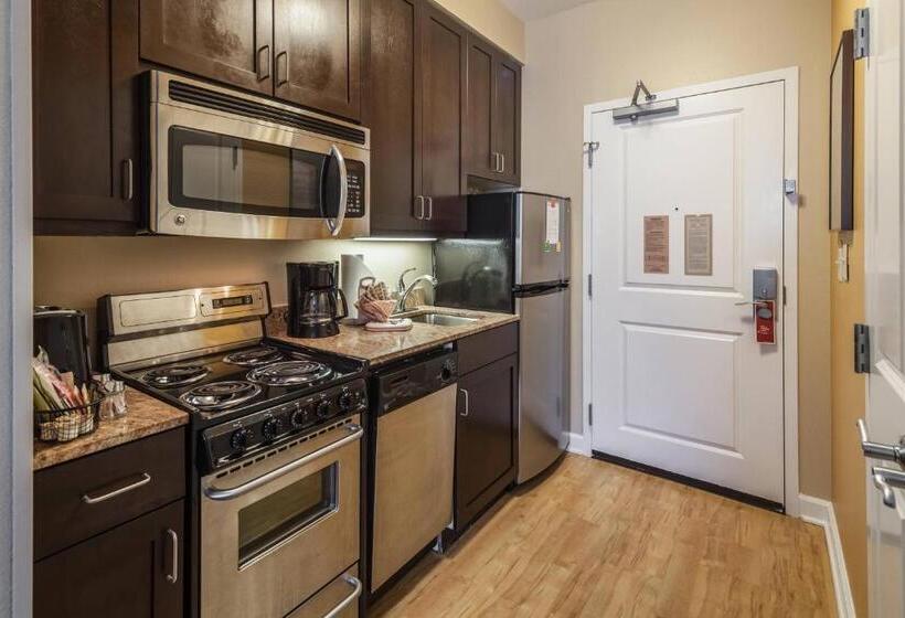 Люкс, Towneplace Suites Jacksonville Butler Boulevard