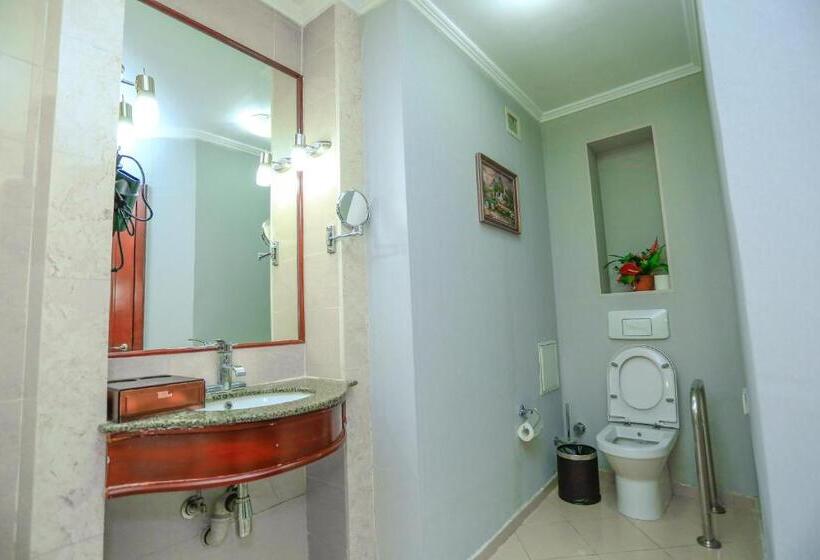 سوییت جونیور, Regardal