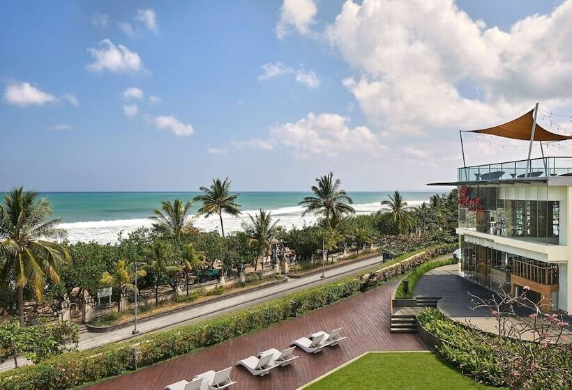 Номер Стандарт Двуспальная Кровать Вид на Море, Sheraton Bali Kuta Resort
