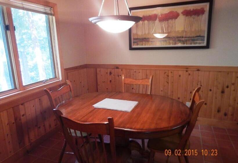 Шале Deluxe 1 Спальня, Mount Shasta Resort