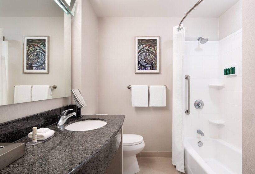 带2个双人床的标准工作室, Courtyard Seattle Downtown/pioneer Square