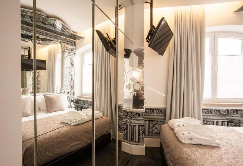 Quarto Basic, Teatro Boutique Rooms & Suites