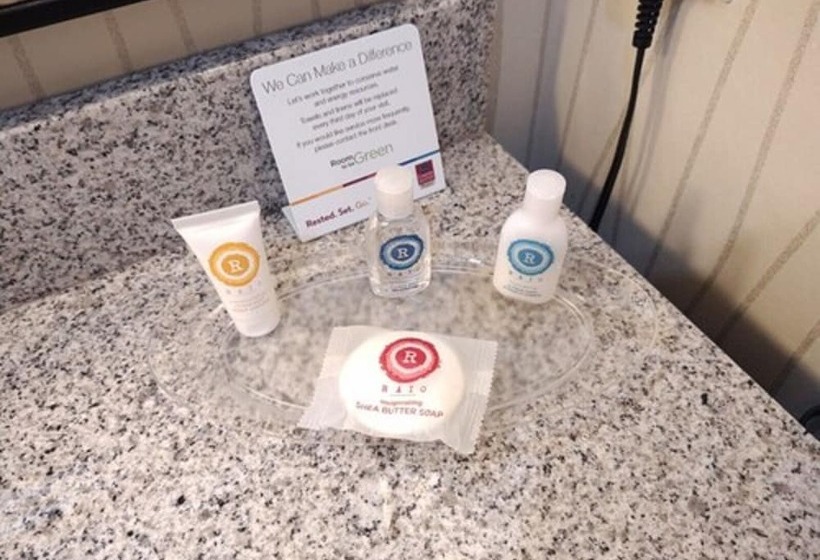 Люкс, Comfort Suites Greenville