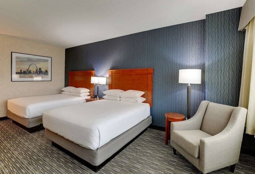 디럭스 룸, Drury Inn & Suites St. Louis Arnold