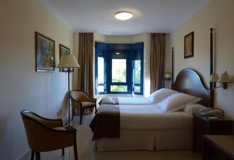 سوییت جونیور, Golf Campoamor