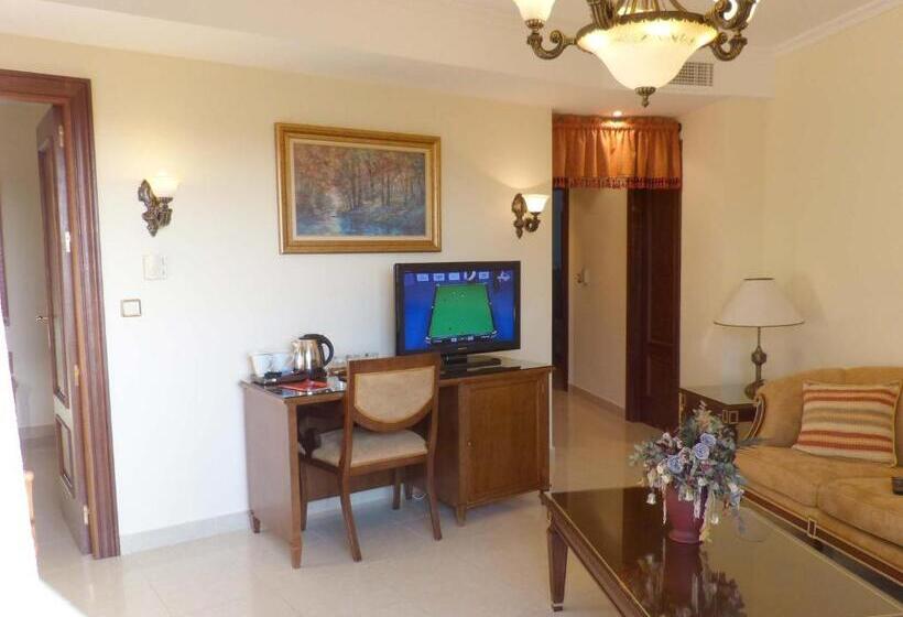 اتاق خانوادگی, Golf Campoamor