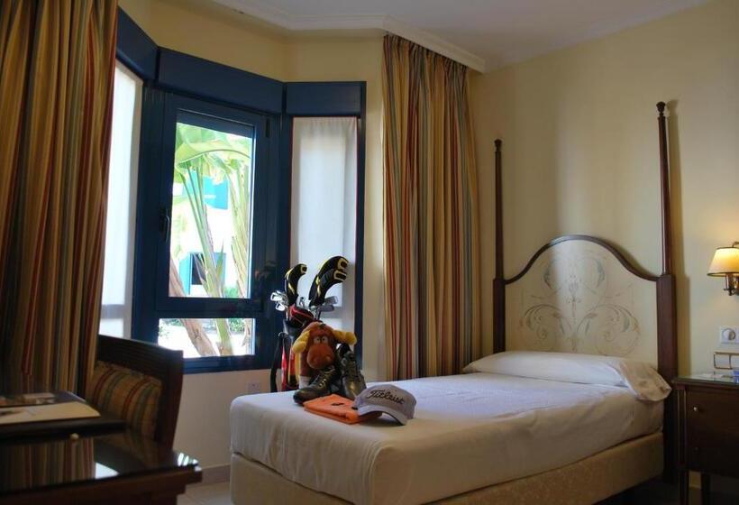 اتاق استاندارد یک نفره, Golf Campoamor