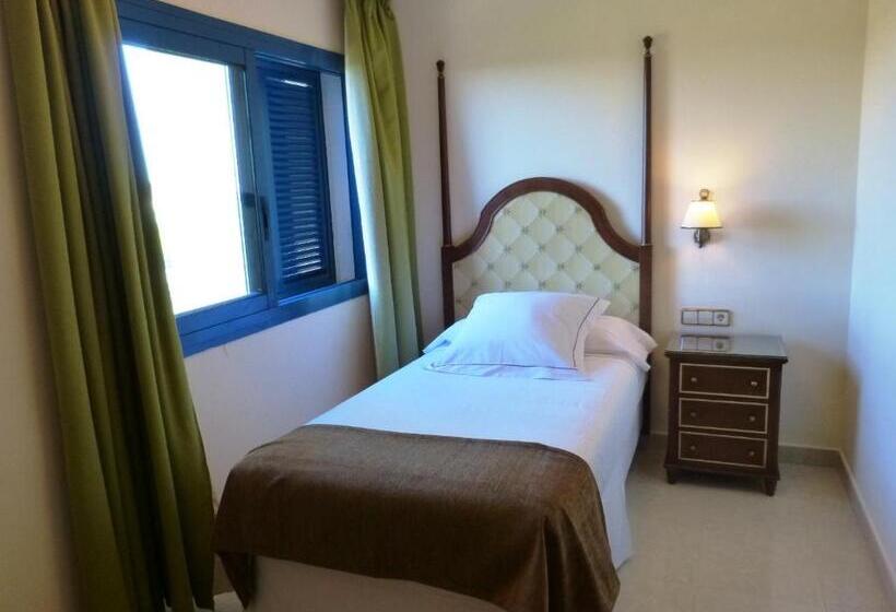 اتاق استاندارد یک نفره, Golf Campoamor