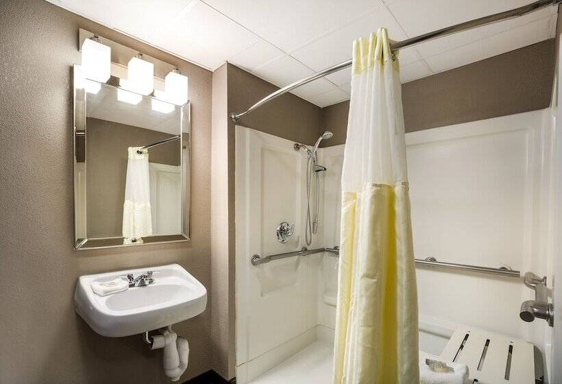 اتاق لوکس, Red Roof Inn Allentown South