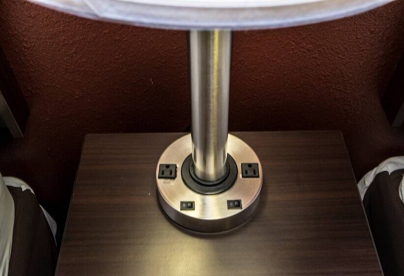 اتاق لوکس, Red Roof Inn Allentown South