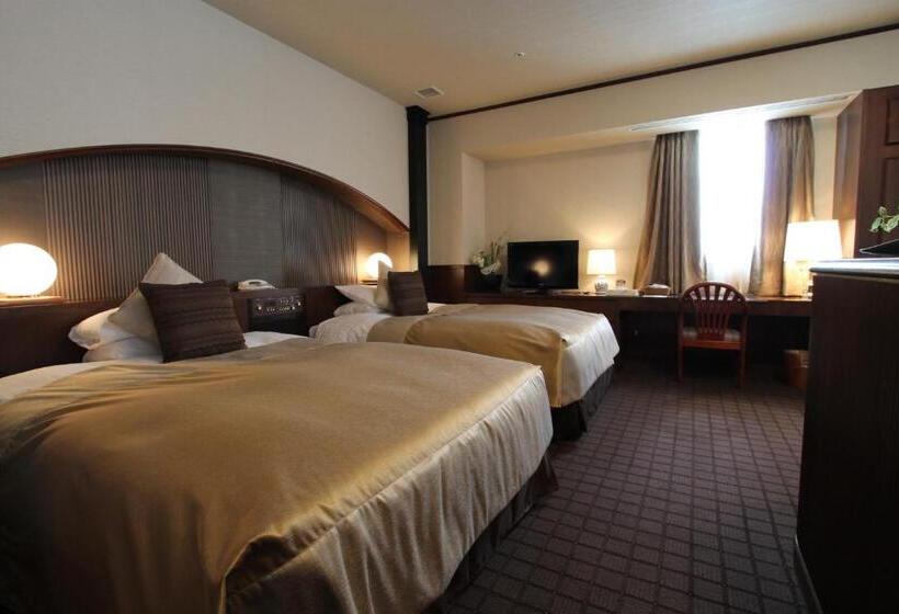 سوییت جونیور, Shibuya Creston