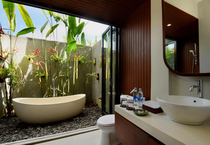 سوییت جونیور, Japa Suites & Villas