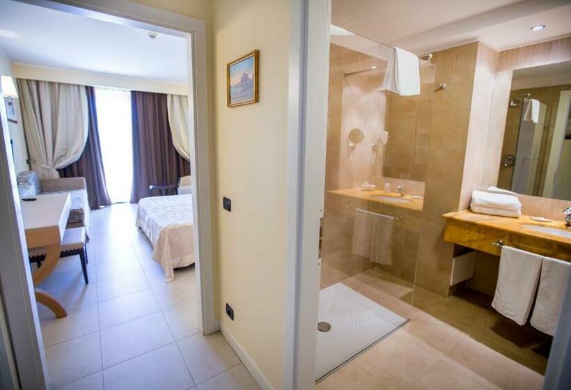 Номер Superior, Cefalù Sea Palace