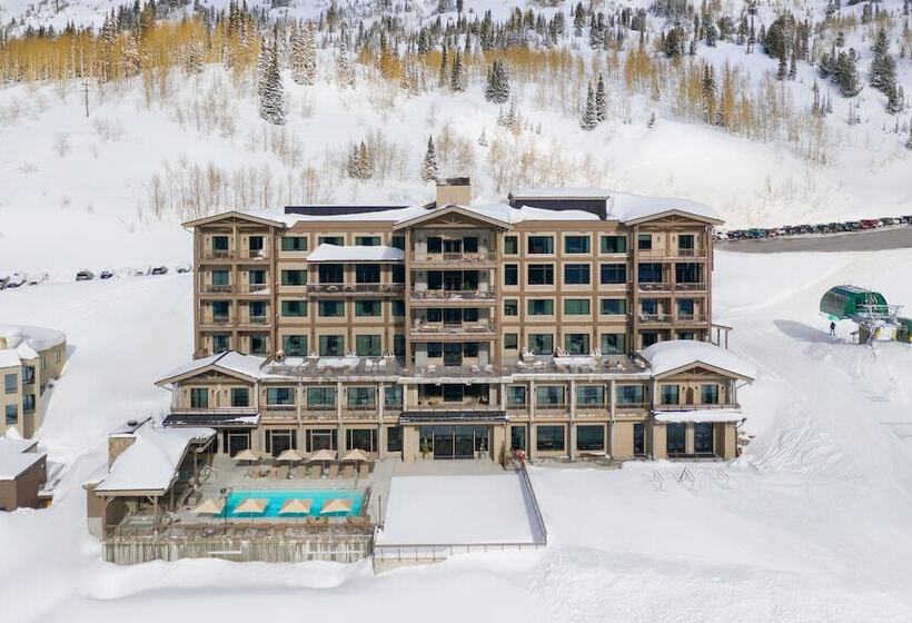 Стандартный Номер Кровать Кинг, The Snowpine Lodge