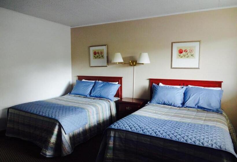Номер Стандарт 2 Двуспальные Кровати, Gorham Motor Inn