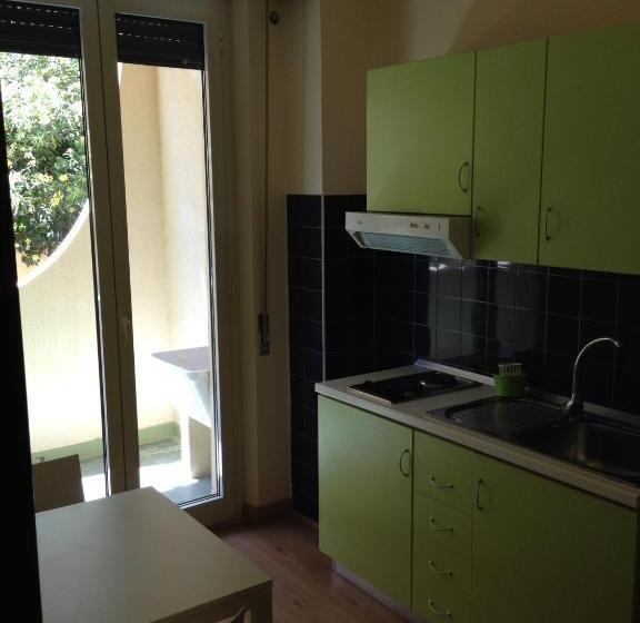 带1个卧室的带海景的公寓, Villa Nettuno Residence