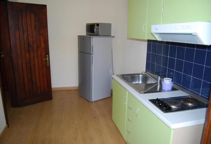 带1个卧室的带海景的公寓, Villa Nettuno Residence