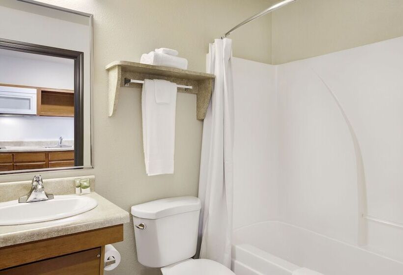 Люкс Адаптированный для Инвалидов, Woodspring Suites Washington Dc Andrews Afb