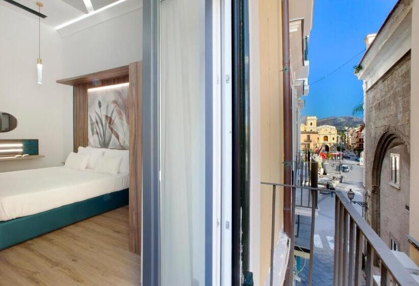 اتاق خانوادگی, Elys Suites