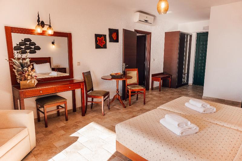 Люкс Executive Вид на Море, Natura Club Hotel & Spa   Adults Only