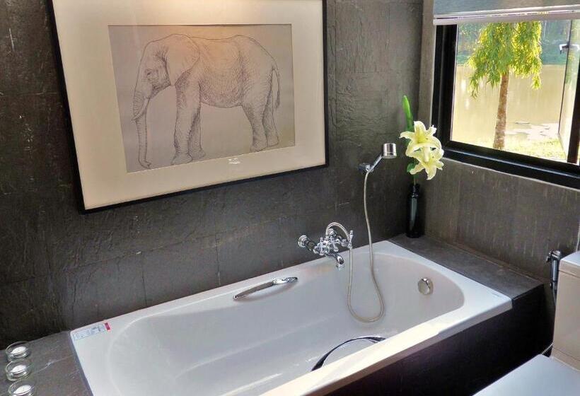 Шале 1 Спальня, Sappraiwan Elephant Resort & Sanctuary