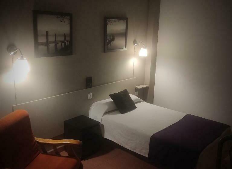 Номер Стандарт Индивидуальный, Hospedería Hotel Don Quijote