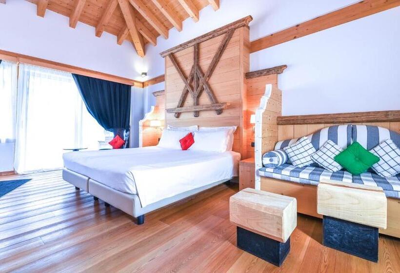 Suite with Terrace, Alla Posta