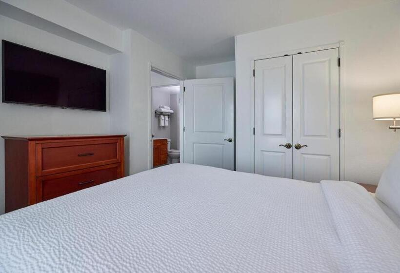 Люкс, Towneplace Suites Medford
