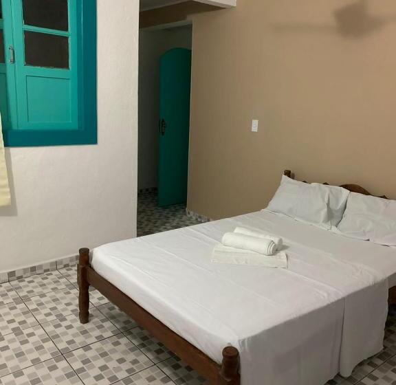 이코노이 4인룸, Pousada Real Paraty